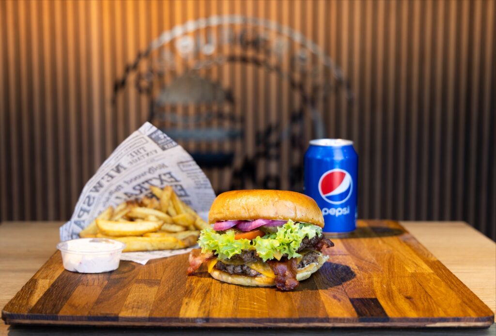 Bedste burger - Din Burger Bar - 2C2A5753 1 - Hjem